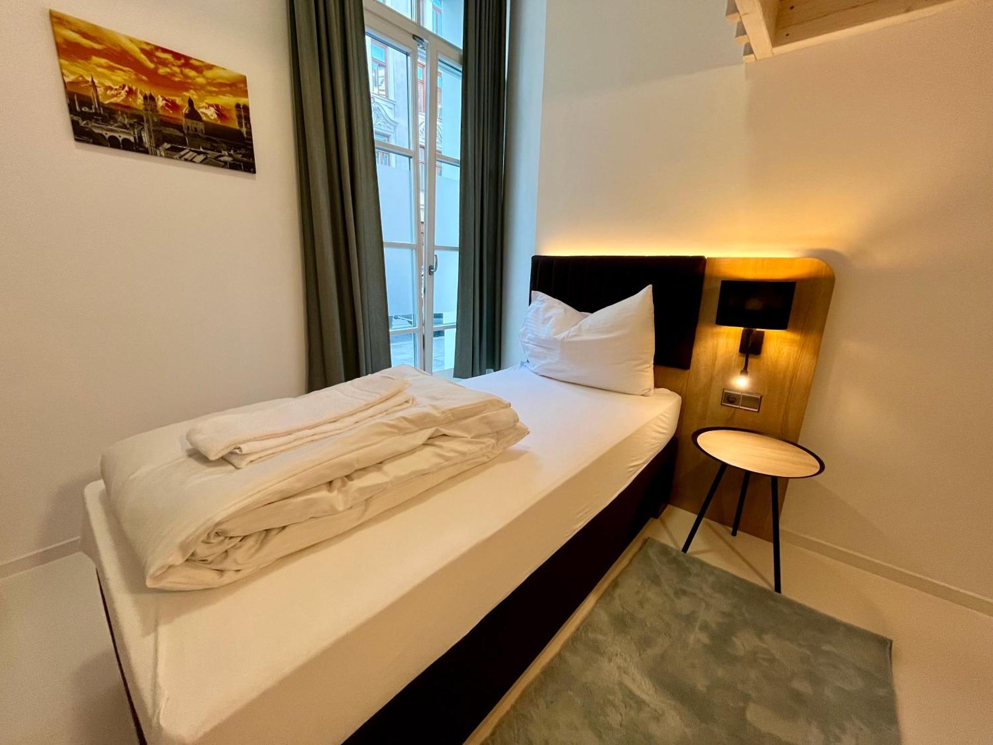 Adlzreiter City Pension Мюнхен Экстерьер фото