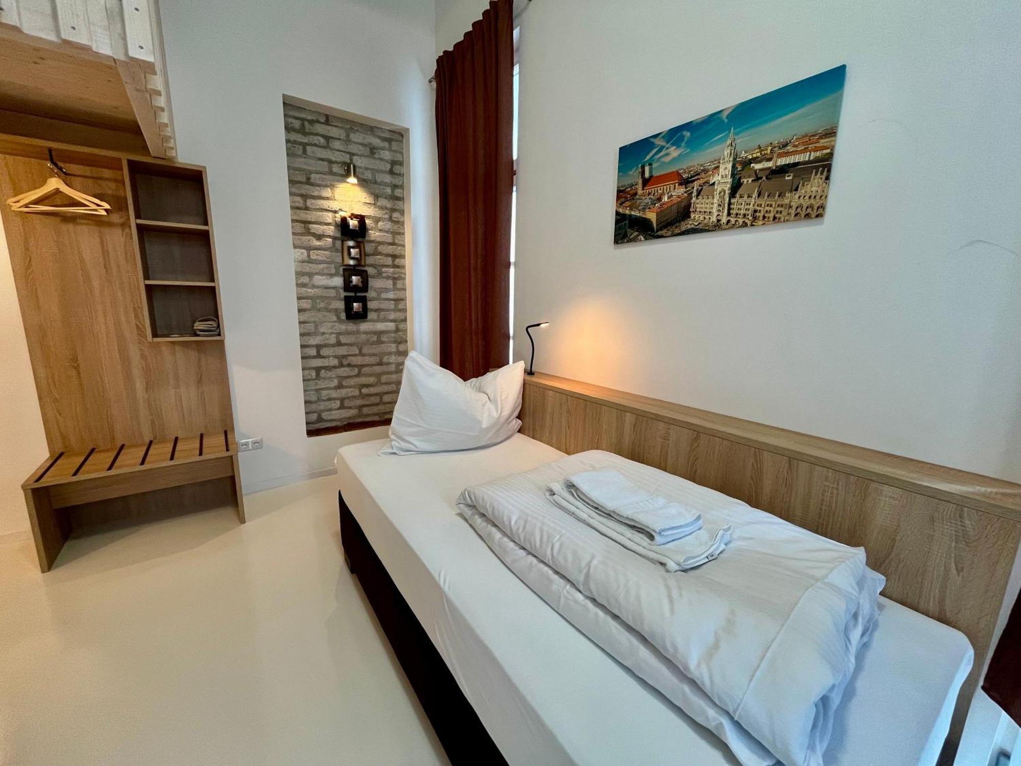 Adlzreiter City Pension Мюнхен Экстерьер фото